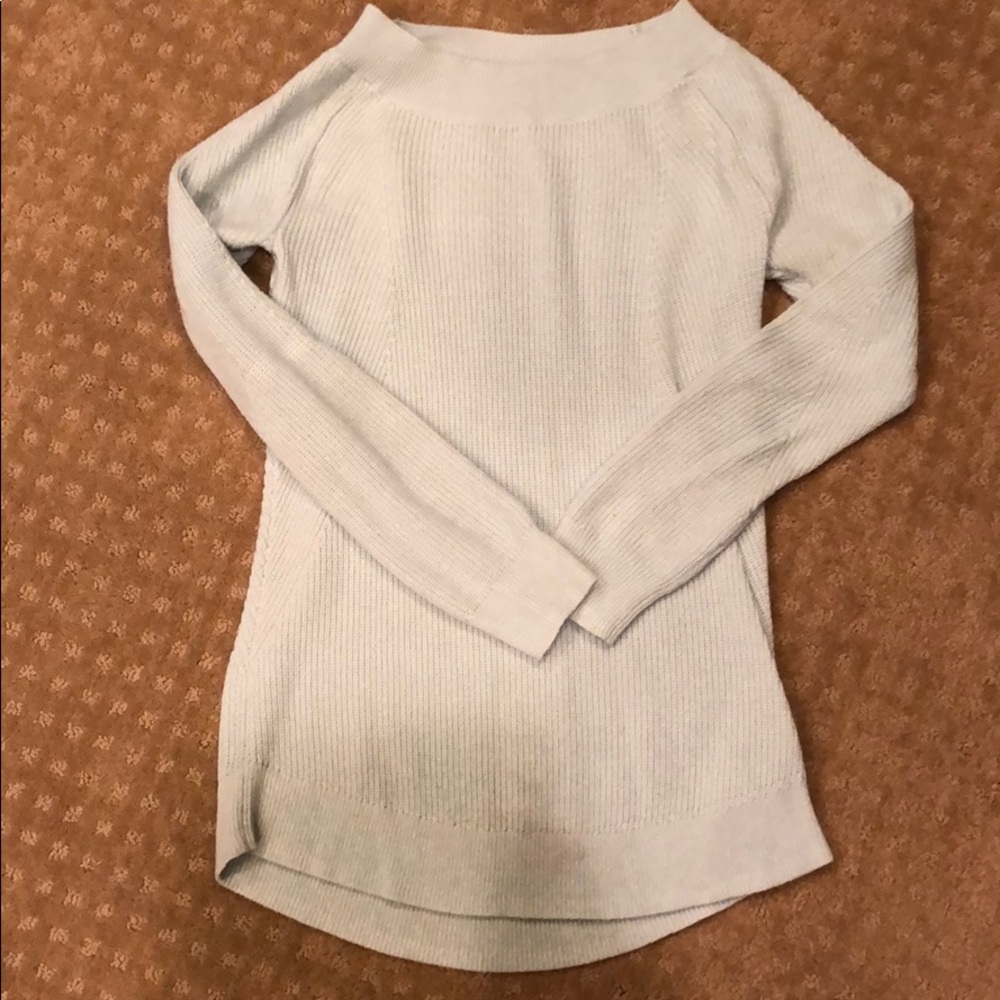 Mint Gap maternity sweater